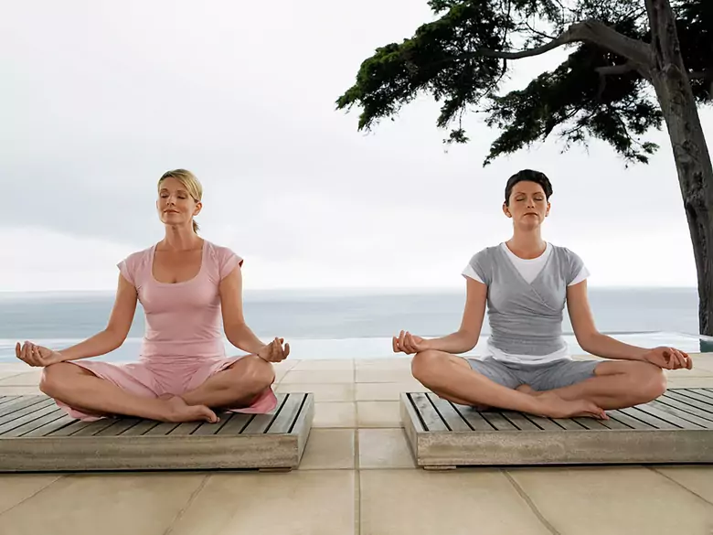 Co to jest mindfulness i jak go praktykować?