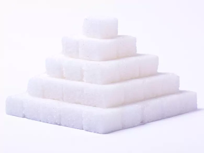 Stewia, erytrytol czy aspartam? Czy popularne zamienniki cukru są dla nas zdrowe?