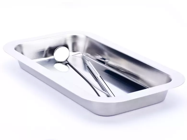 Piaskowanie i skaling zębów