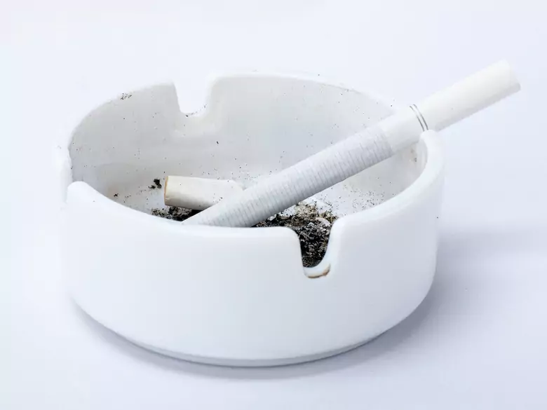 Zakaz palenia w miejscach publicznych realny?