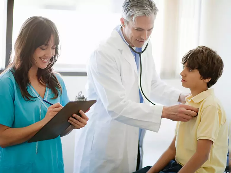 Różyczka - wysypkowa choroba dziecięca - przyczyny, objawy, diagnoza, leczenie