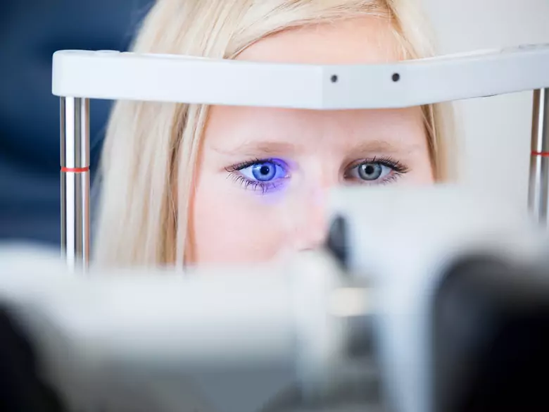 Tiki nerwowe - przyczyny, objawy, diagnoza, leczenie