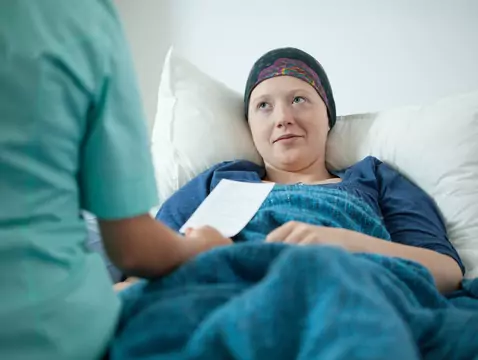 Dziewięciu na 10 Polaków wie, że wczesne wykrycie raka ratuje życie, ale tylko co piąty się bada. Nowe centrum w Warszawie chce poprawić profilaktykę onkologiczną