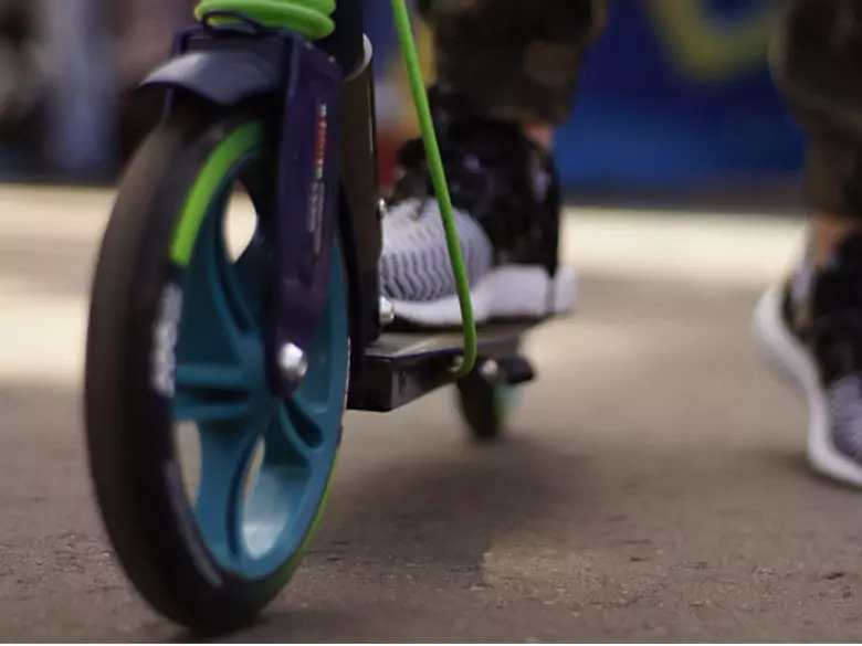 Elektryczne hulajnogi - zmora czy potrzeba naszych czasów?