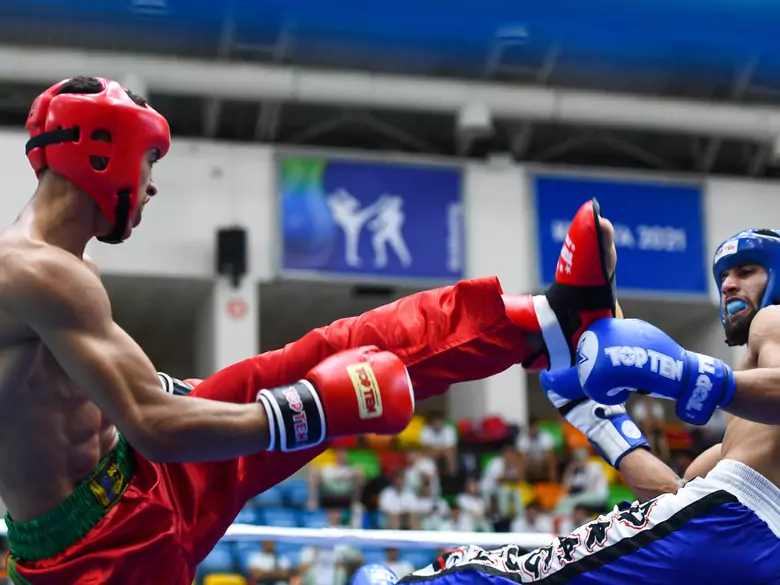 Jakie są korzyści z praktykowania kickboxingu?