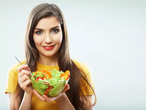 Dieta przeciwzapalna w endometriozie – czy pomaga złagodzić dolegliwości?