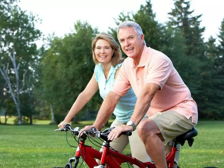 Jakie sporty są dobre dla serca latem i o czym warto pamiętać?