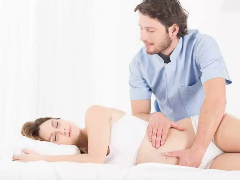 Zmiana typu porodu – dlaczego czasami poród naturalny zamieniany jest na cesarskie cięcie?