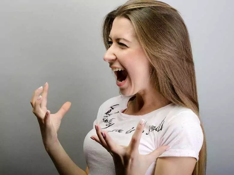 Jak radzić sobie z problemami hormonalnymi?