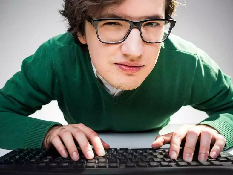 Nowe uzależnienia cyfrowe: na co szczególnie uważać?