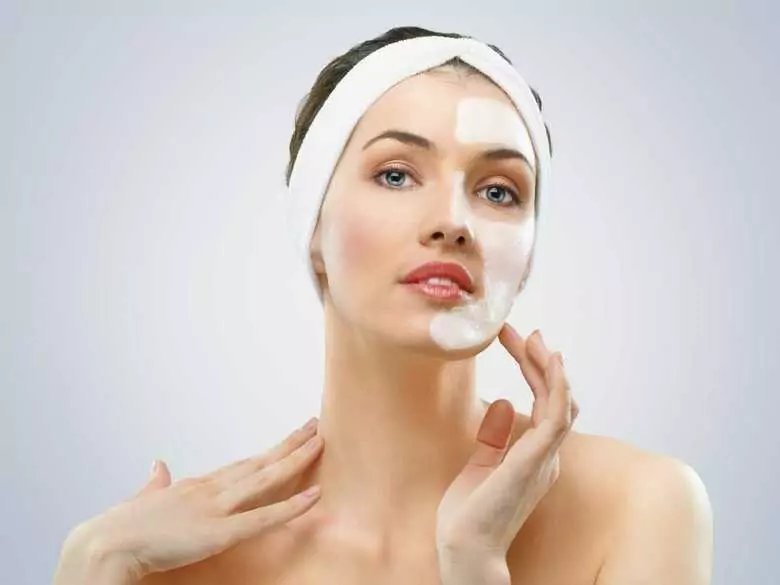 Zabiegi stosowane w kosmetyce i dermatologii. Naturalne peelingi na każdą okazję