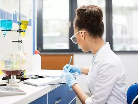 Profilaktyka - dlaczego jest tak ważna? Sprawdź, jakie badania możesz wykonać bezpłatnie w ramach NFZ oraz jak się do nich przygotować