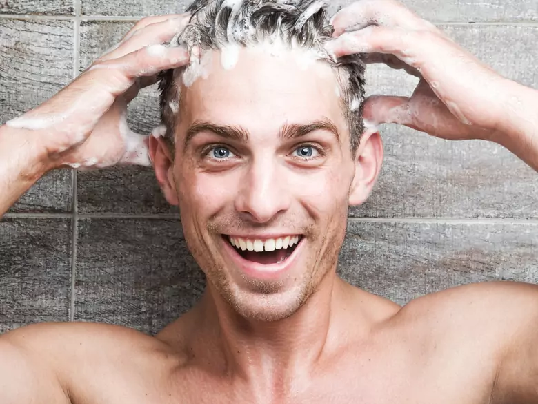 Łysienie androgenowe – jak z nim walczyć?