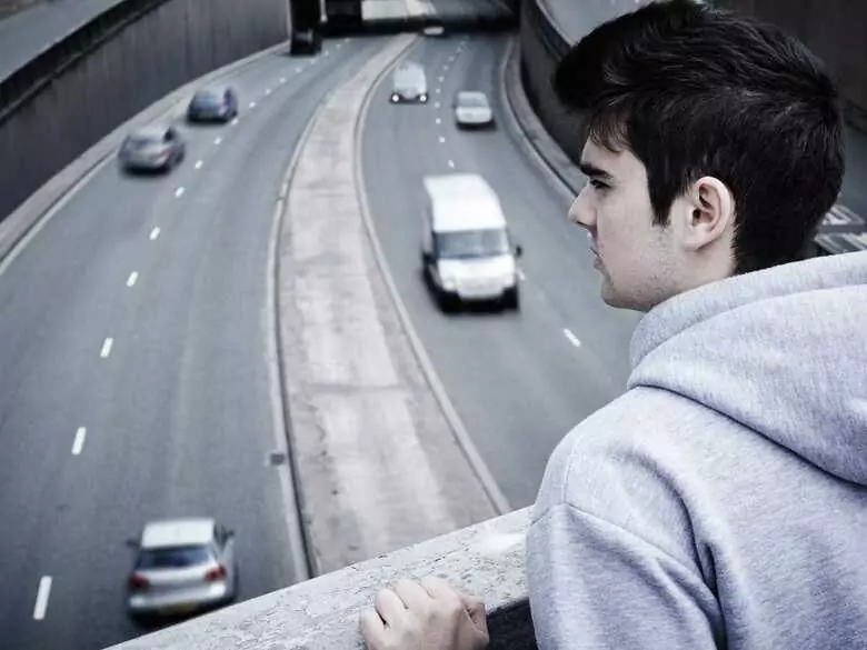 Polacy mają coraz więcej problemów. W statystykach widać kolejny wzrost liczby prób samobójczych