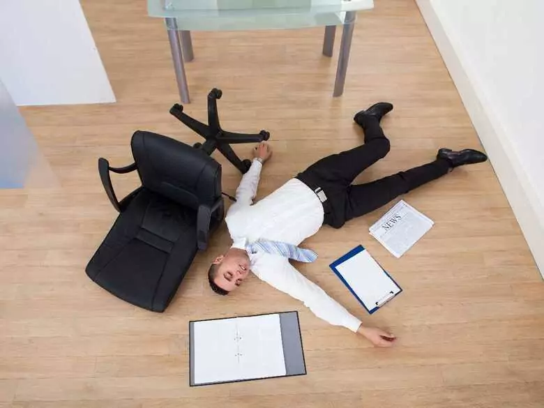 Zawroty głowy podczas schylania się. Co je powoduje?