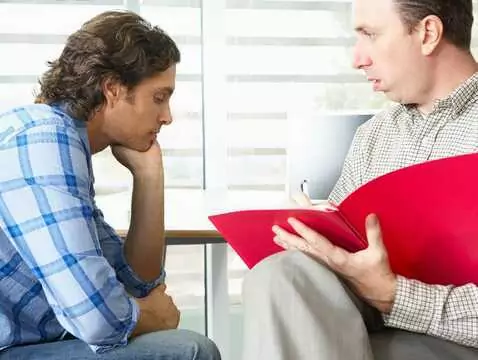 Tajemnica zawodowa psychologa: kiedy obowiązuje, a kiedy musi zostać złamana?