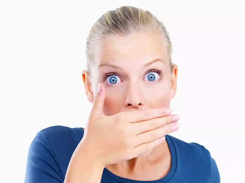 Sprzyja jej spadek odporności i chłód. Jak walczyć z opryszczką wargową?