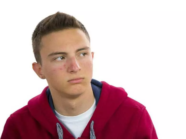 Dopalacze - jak rozpoznać czy dziecko zażyło?