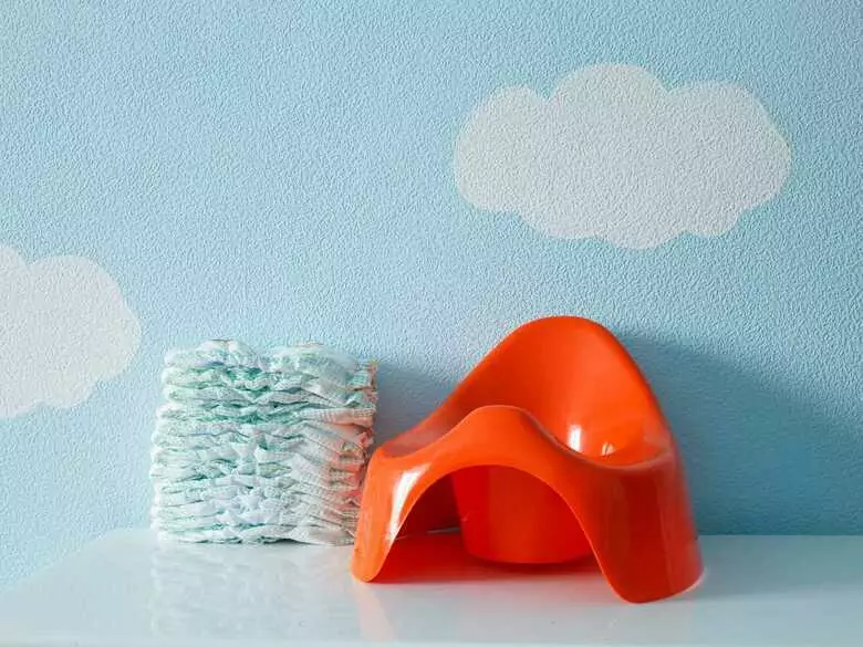 Moczenie nocne – jak mu zaradzić?