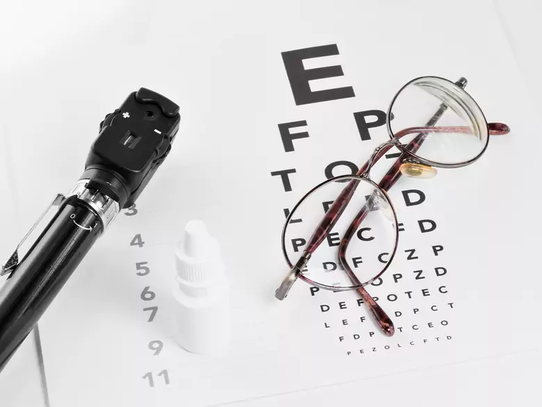 Nowotwory złośliwe oczu - przyczyny, objawy, diagnoza, leczenie