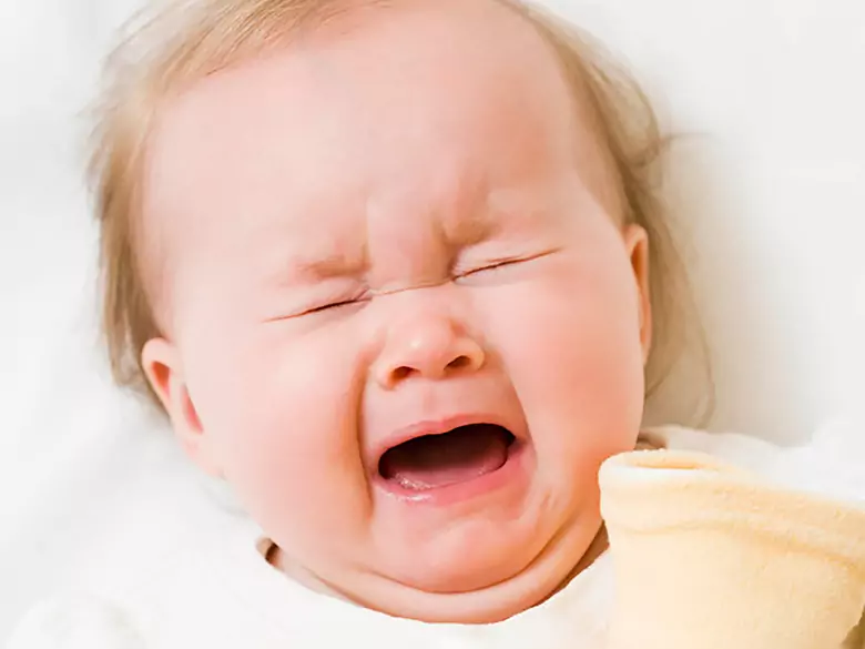 Chlustające wymioty u niemowlęcia