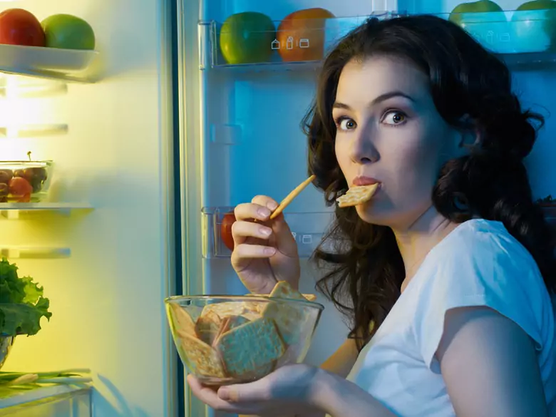 Jedzenie emocjonalne – choroba naszych czasów