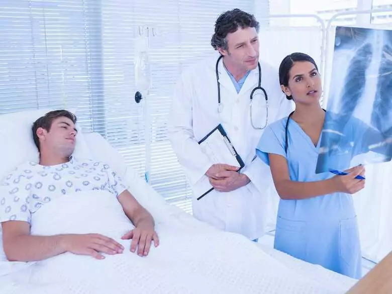 Prawie trzy czwarte pacjentów dobrze ocenia szpitale w Polsce