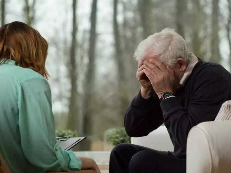 Psychoterapia psychodynamiczna a inne nurty terapeutyczne – kluczowe różnice