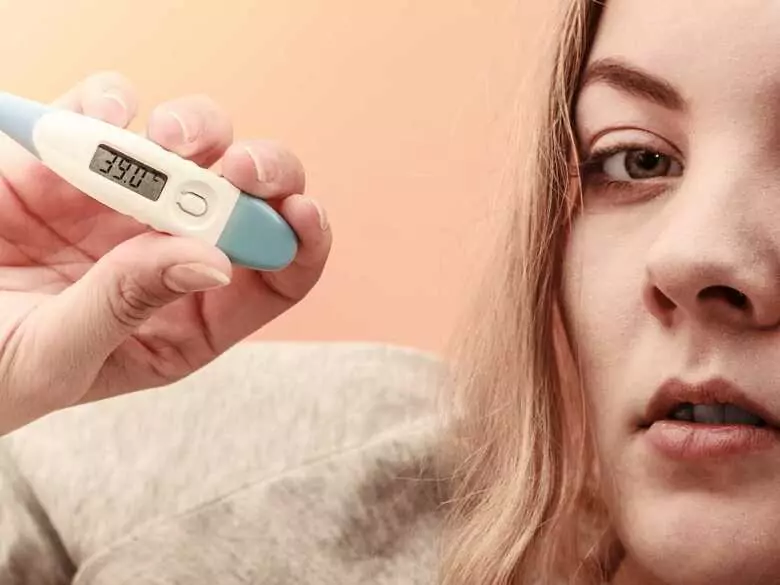 Polacy podczas choroby nadal źle mierzą temperaturę ciała. Popełniają szereg błędów