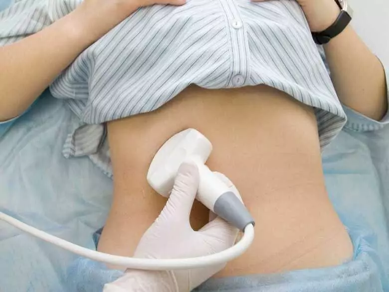 Raka nerki można pokonać — niestety wciąż częściej na Zachodzie niż w Polsce