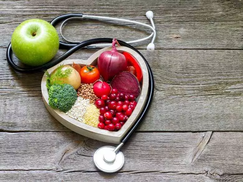 Niewłaściwe nawyki i brak świadomości ryzyk zdrowotnych zagrożeniem dla serc Polaków